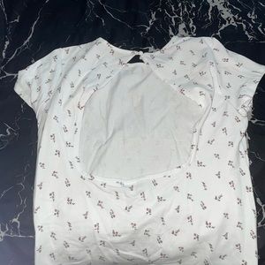Women's Top